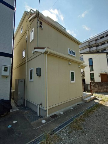 神戸市中央区籠池通4丁目戸建の前面道路含む現地写真