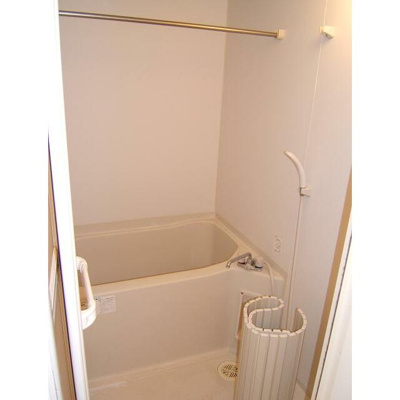 【浴室】 | エム・ステージ白磁楼 | コンパクトで使いやすいお風呂です