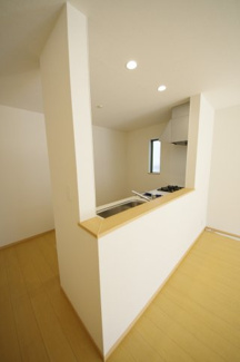 【前面道路含む現地写真】 | 【仲介手数料無料！！】府中市日新町3丁目　新築戸建て（全9棟）B号棟　5290万円