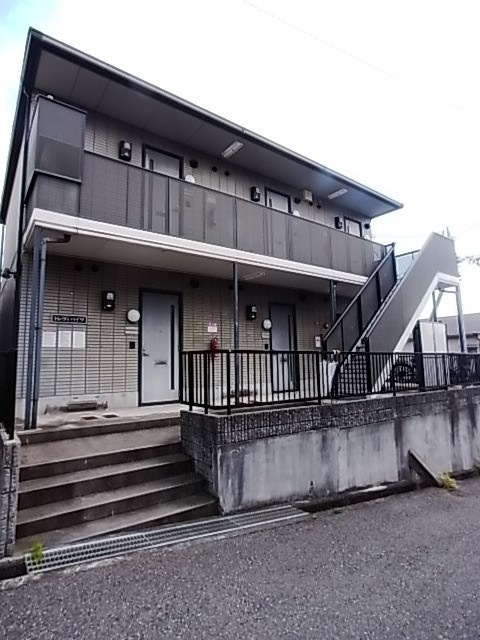 トレヴィハイツ