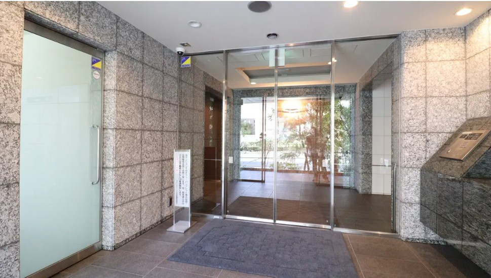 グランスイート白金高輪のロビー