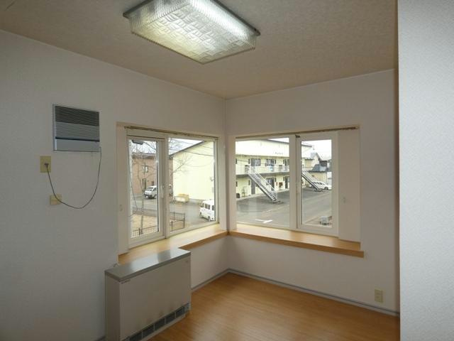 サンエイトの居間・リビング