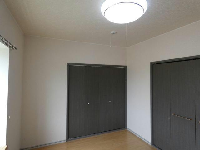 サンエイトの洋室