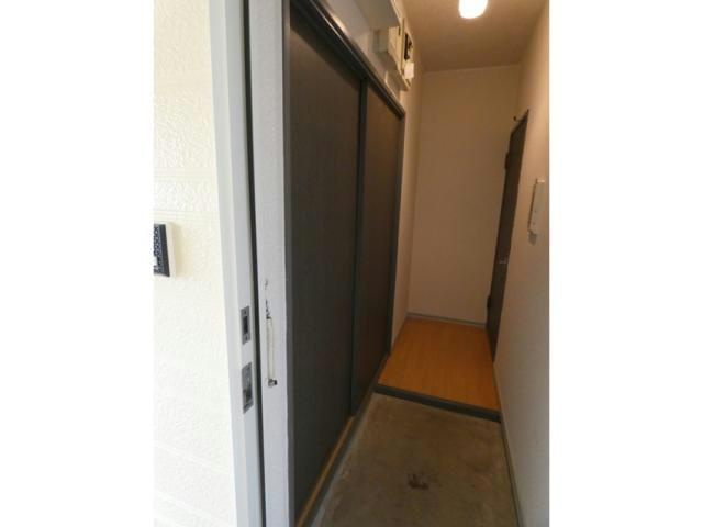 サンエイトの玄関