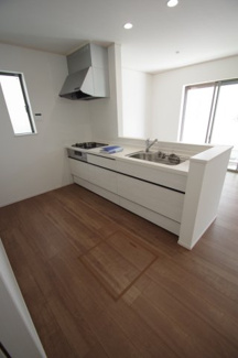 【内観：施工例】 | 【仲介手数料無料！！】府中市日新町3丁目　新築戸建て（全9棟）C号棟　5330万円