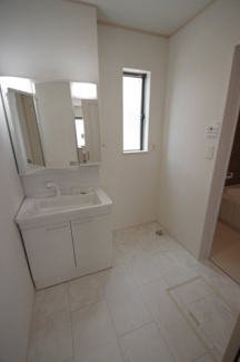 【内観：施工例】 | 【仲介手数料無料！！】府中市日新町3丁目　新築戸建て（全9棟）C号棟　5330万円