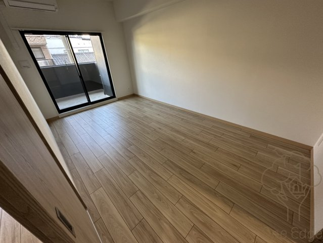 Alivis野田阪神の寝室