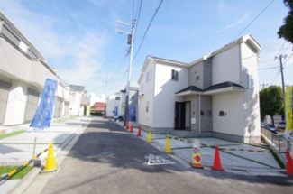 【前面道路含む現地写真】 | 【仲介手数料無料！！】府中市日新町3丁目　新築戸建て（全9棟）F号棟　5390万円