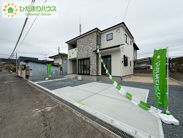日立市東大沼町1期　新築戸建の駐車場|マイホームなら駐車場代がかかりません。しかも、自宅の駐車場で洗車ができます！今までコイン洗車に行っていた手間も省けて、節約にもつながります(^^♪