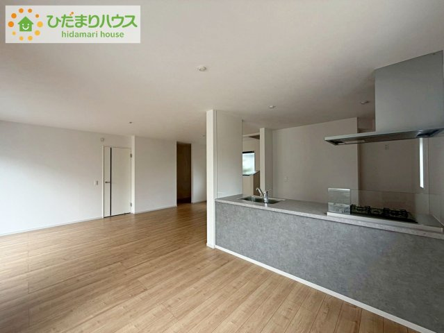 日立市東大沼町1期　新築戸建の居間・リビング|大型テレビに大型ソファー(^^)どんなインテリアにしますか？