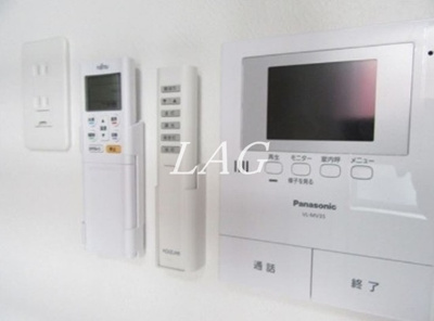 【セキュリティ】 | グリーンビュー西日暮里 | モニター付きインターホンになります。