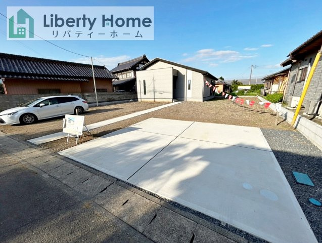 つくば市栗原1期　新築戸建の駐車場