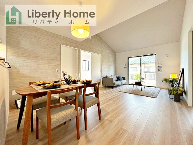 つくば市栗原1期　新築戸建の居間・リビング
