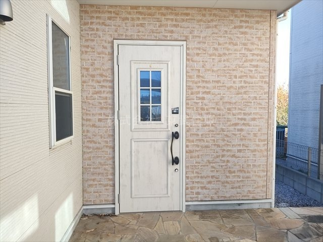 【玄関】 | 日高市原宿 | 落ち着いた玄関です