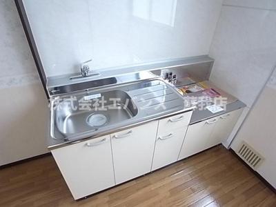 【キッチン】 | サンシティそが野 | コンパクトなキッチンで掃除もラクラク