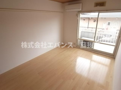 【寝室】 | サンシティそが野 | 開放的な寝室です