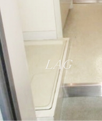 【設備】 | ラ・レジダンス・ド・グランドゥール | 室内洗濯機置き場です。