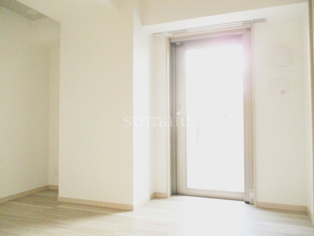 ＬＯＣ’Ｓ赤羽志茂の洋室|4.4帖の居室は明るいお部屋です☆