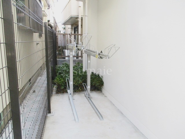 ＬＯＣ’Ｓ赤羽志茂のその他共用部分|駐輪場です☆