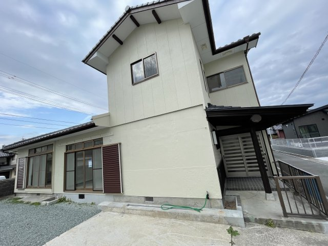 八代郡氷川町河原中古戸建の前面道路含む現地写真