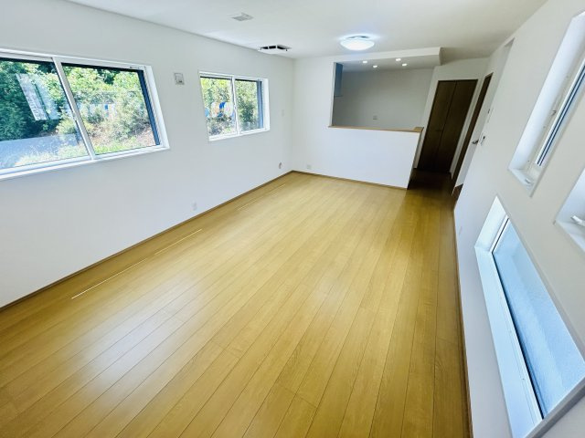 千葉市若葉区加曽利町の居間・リビング