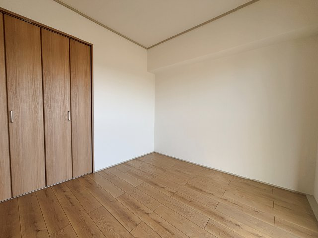 コーポ西明石6の洋室