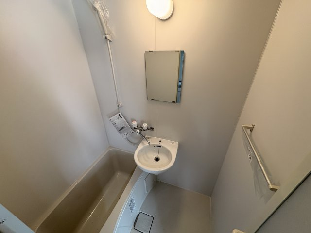 ランドヒルパート2の浴室
