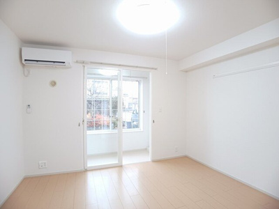 【寝室】 | イーストガーデン | 中はこのようになっています