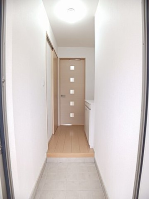 【玄関】 | イーストガーデン | 落ち着いた玄関です