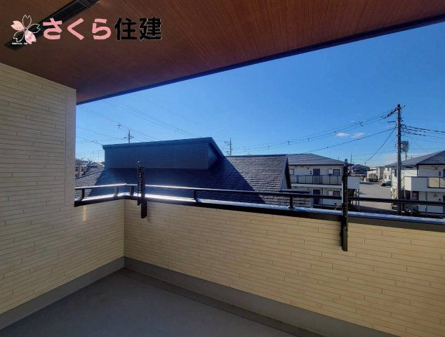 高根沢町宝積寺　3号棟のバルコニー|インナーバルコニー付きで突然の雨でもお洗濯の心配はありません◎