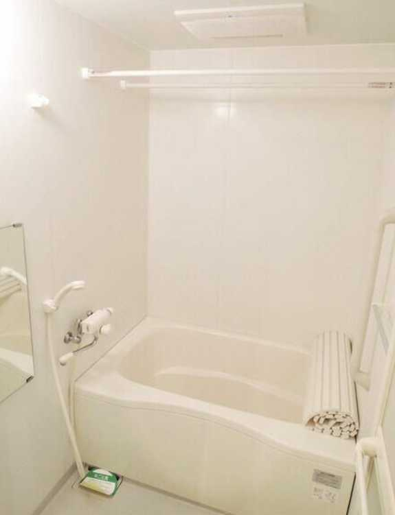 オアシス丘の上　駅近　角部屋　オートロックの浴室