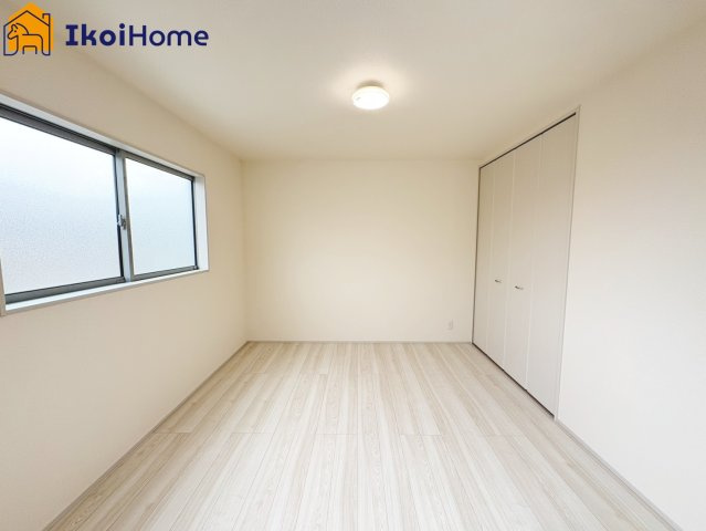 明石市藤が丘1丁目３期　新築戸建　の内装|◆同社施工例◆年中無休：当日予約可●遮熱・遮音性に優れた「遮熱Ｌｏｗ−ｅ複層硝子入り窓」ペアガラス