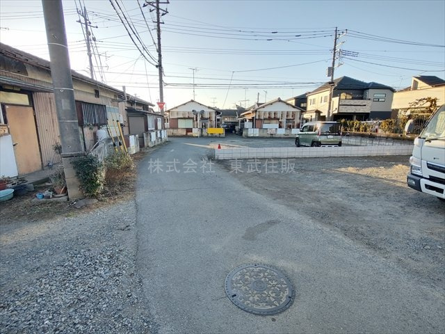 【前面道路含む現地写真】の画像