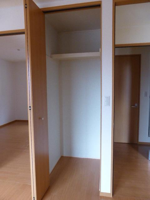 オレンジヒルAの収納