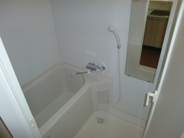 スカイビュー六甲の浴室