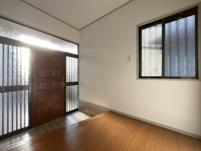 【玄関】 | 深谷市東方　中古戸建
