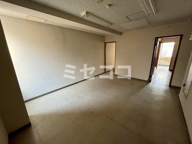 ベイビーフェイスビルの内装