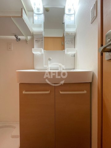 クリスタル長居（長居小学校区）の洗面所|クリスタル長居　