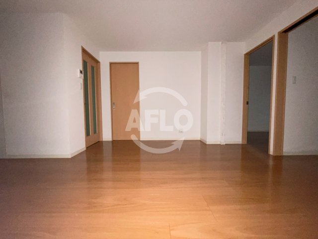 クリスタル長居（長居小学校区）の居間・リビング|クリスタル長居　