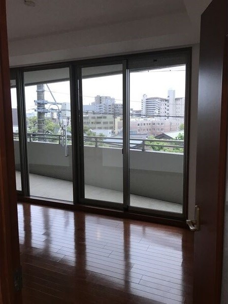 ＯＳＭ植田弐番館の居間・リビング