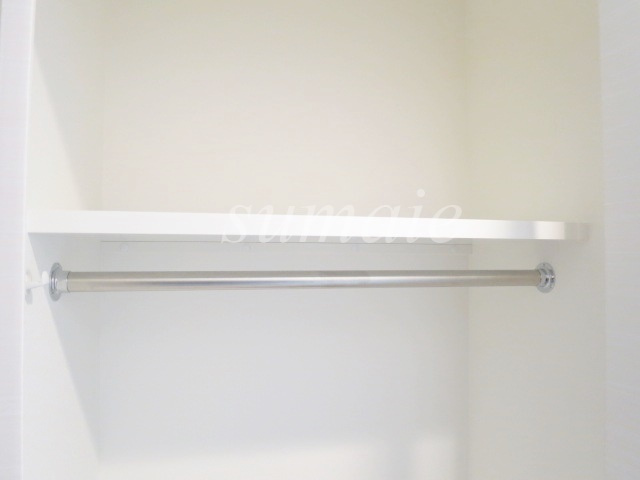 Ｌａ　Ｄｏｕｃｅｕｒ赤羽の収納|クローゼットです。