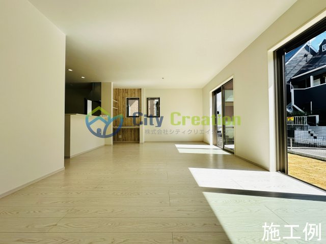 二宮町二宮新築戸建て　5号棟の居間・リビング