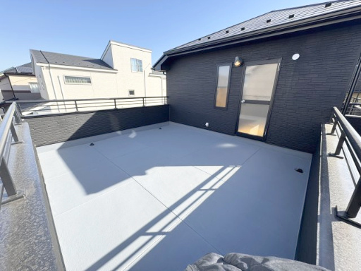 【バルコニー】