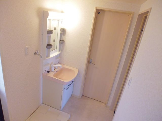 セピアコートの洗面所