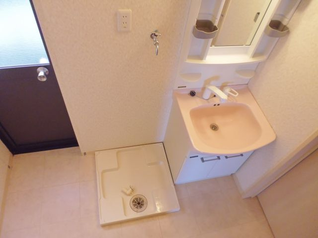 セピアコートの洗面所