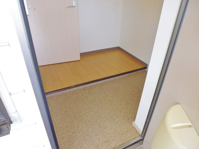 セピアコートの玄関
