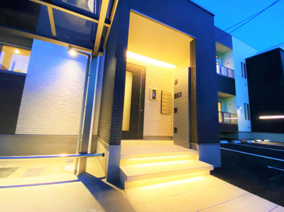 【エントランス】 | REGALEST TOGO(レガリスト トウゴ)