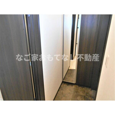 【玄関】 | ロイヤルフォレスト