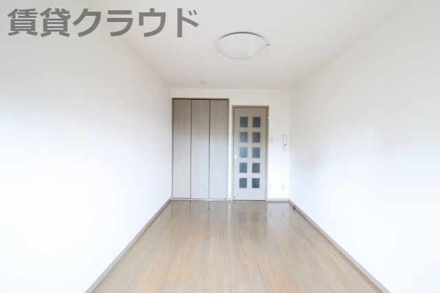 ステーションプラザの寝室|使い勝手のいい寝室です