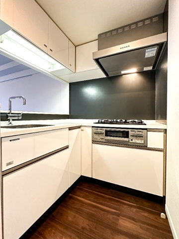 新品家具付きマンション笹塚6(KaGood東京)のキッチン